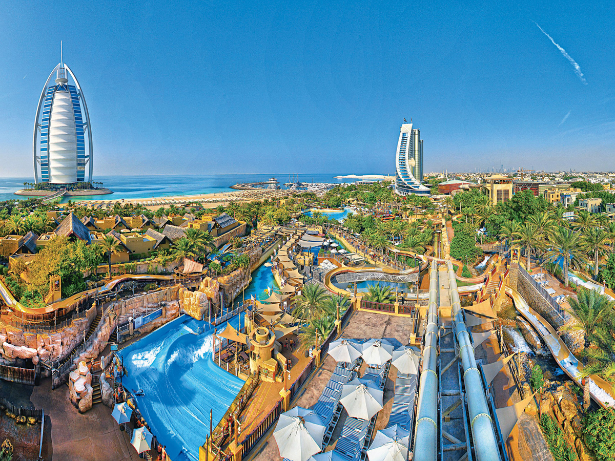 The Pinnacle of Luxury and Innovation: What Sets the Top Nasab Dubai Pools Apart