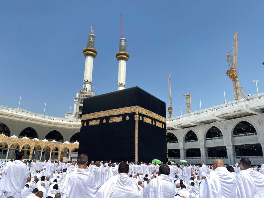 Embracing Spiritual Serenity With December Umrah Packages